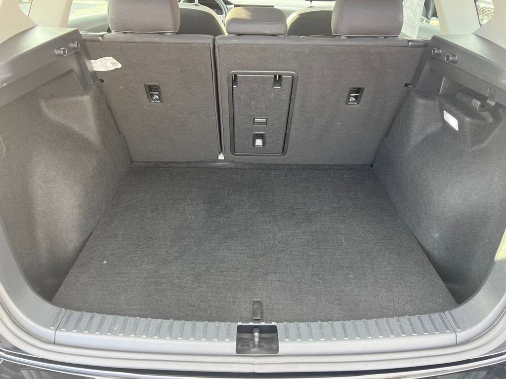 2025 Volkswagen Taos S