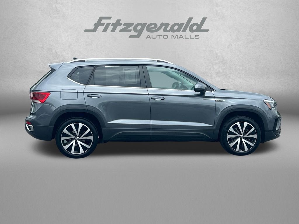2022 Volkswagen Taos SE
