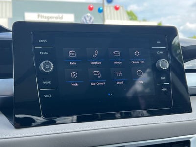 2025 Volkswagen Taos SE