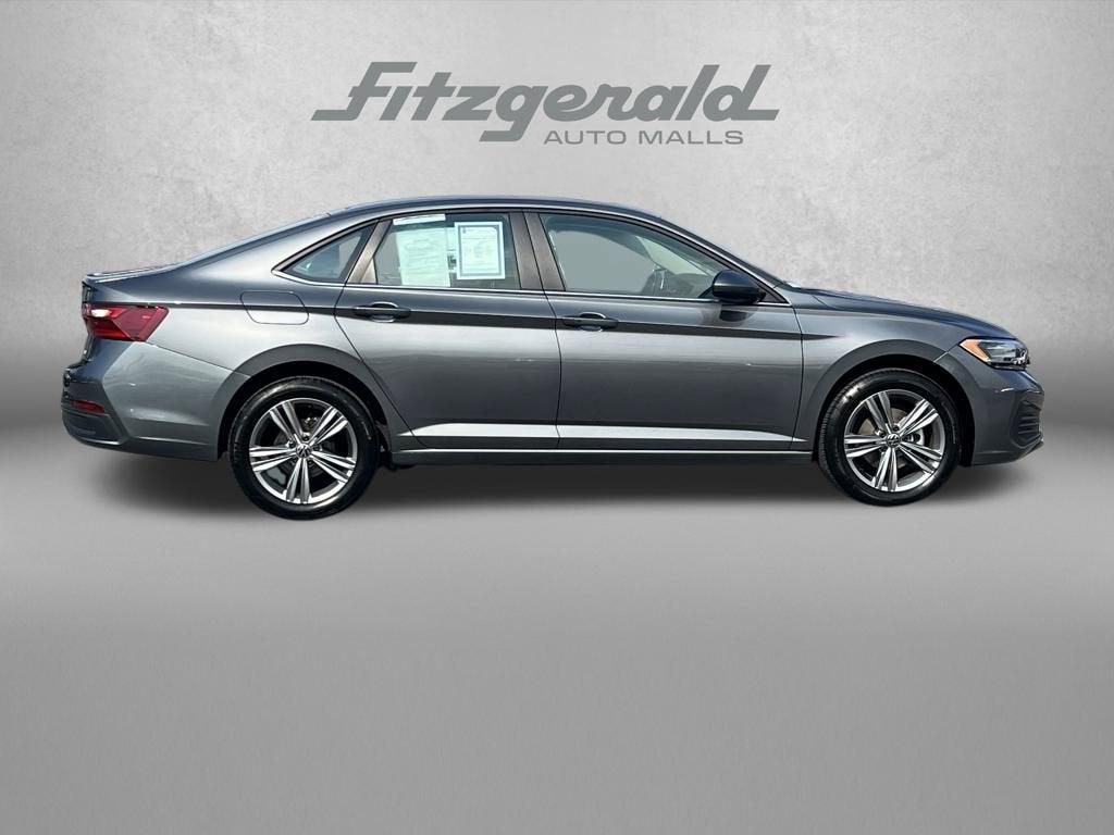 2024 Volkswagen Jetta SE