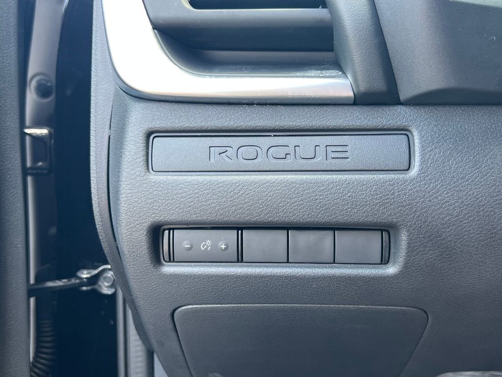 2021 Nissan Rogue S