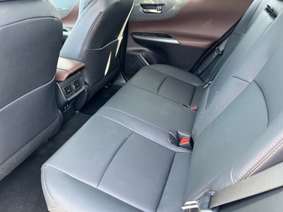 2022 Toyota Venza LE