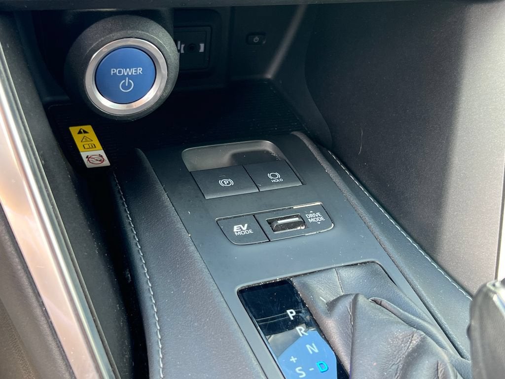 2021 Toyota Venza LE