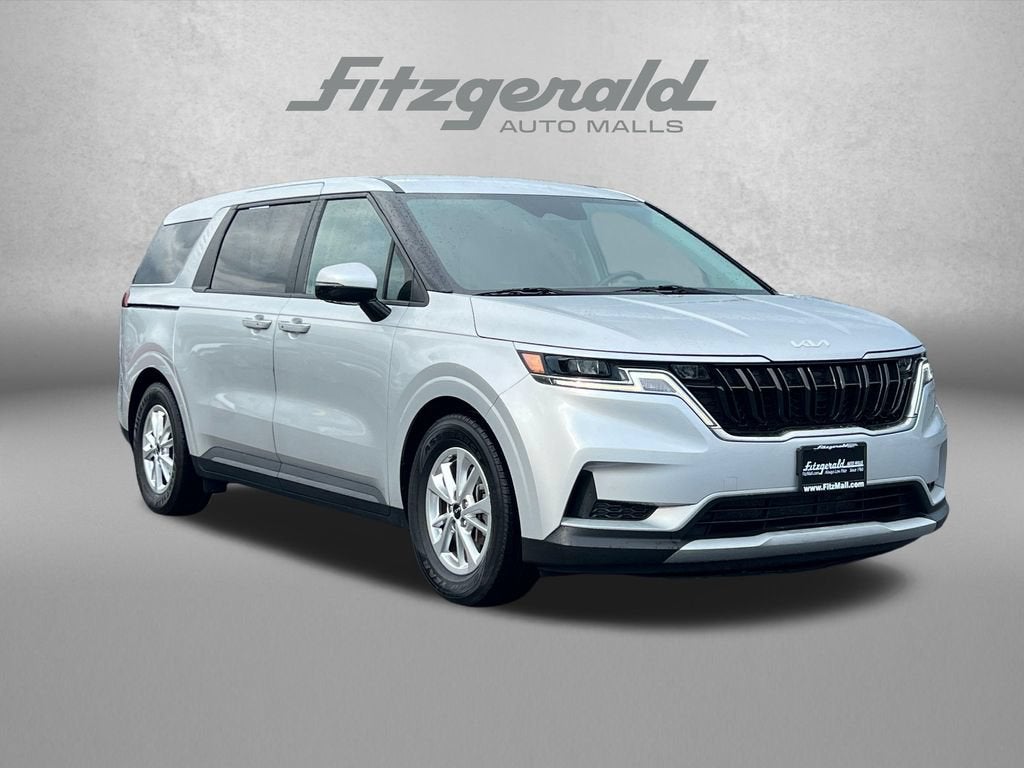 2023 Kia Carnival LX