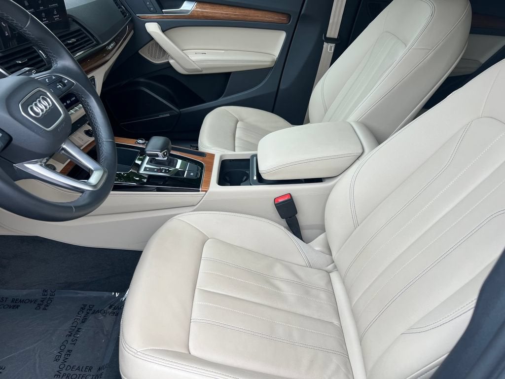 2022 Audi Q5 S line Premium Plus