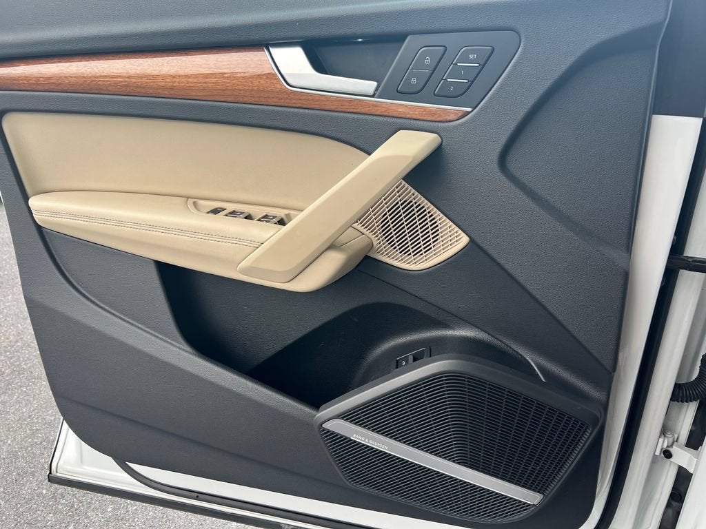 2022 Audi Q5 S line Premium Plus