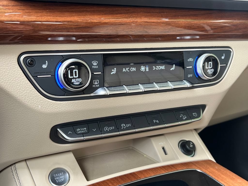 2022 Audi Q5 S line Premium Plus