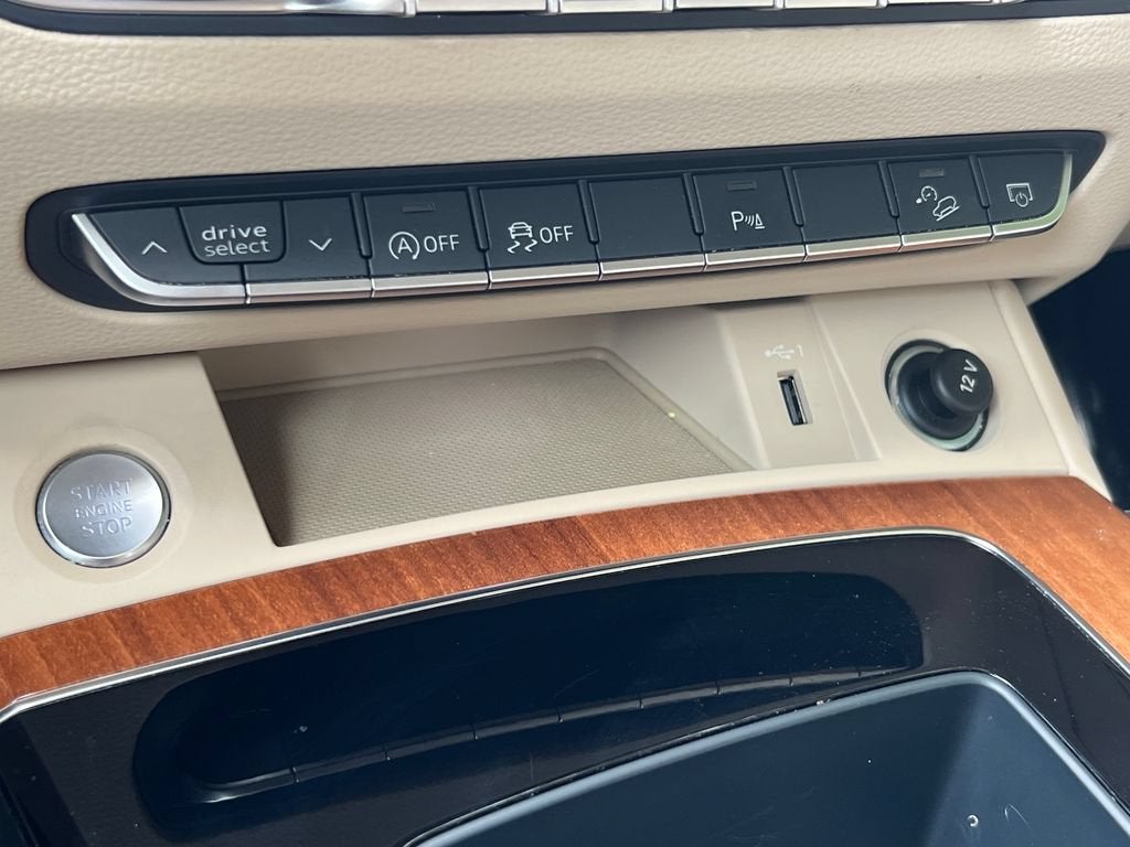 2022 Audi Q5 S line Premium Plus
