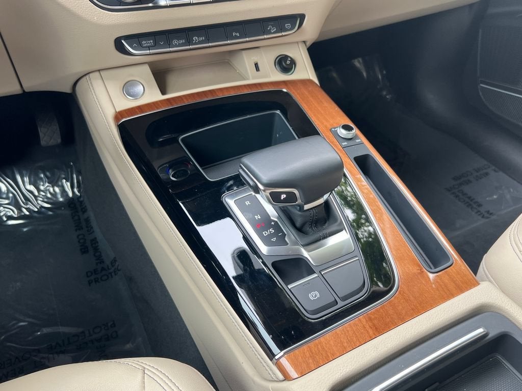 2022 Audi Q5 S line Premium Plus