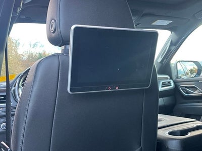 2022 Chevrolet Suburban LT