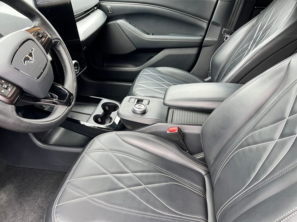 2021 Ford Mustang Mach-E Select