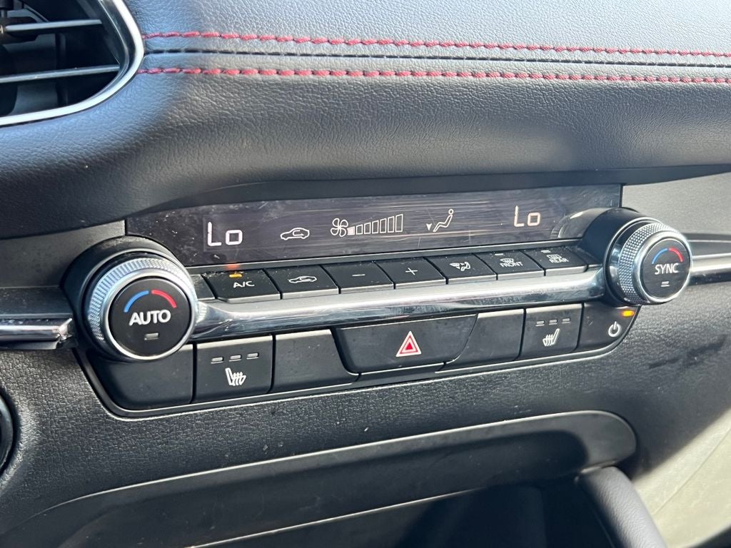 2024 Mazda Mazda3 2.5 S Carbon Edition