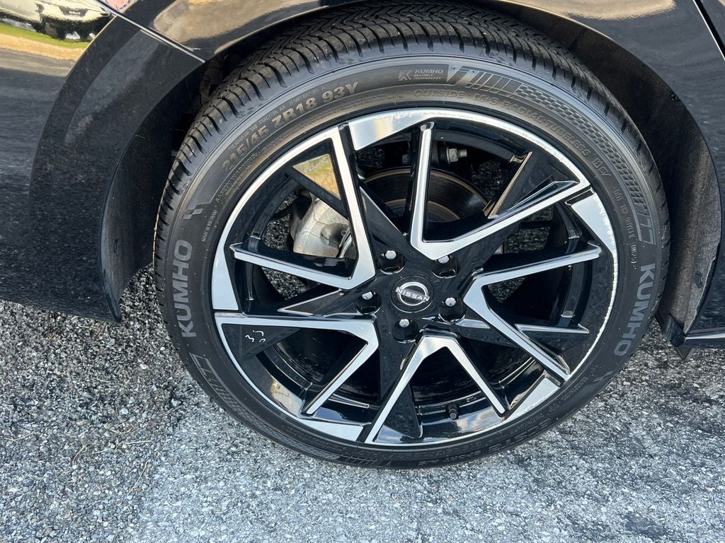 2025 Nissan Sentra SR