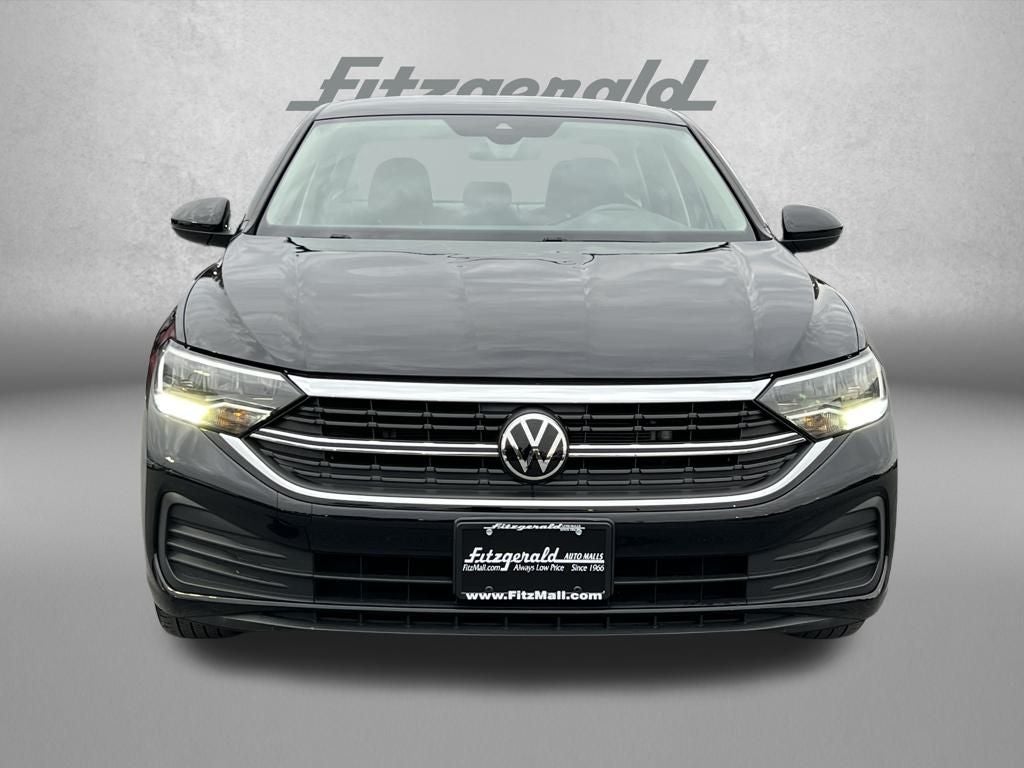 2024 Volkswagen Jetta SE
