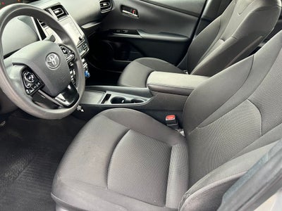 2022 Toyota Prius L Eco