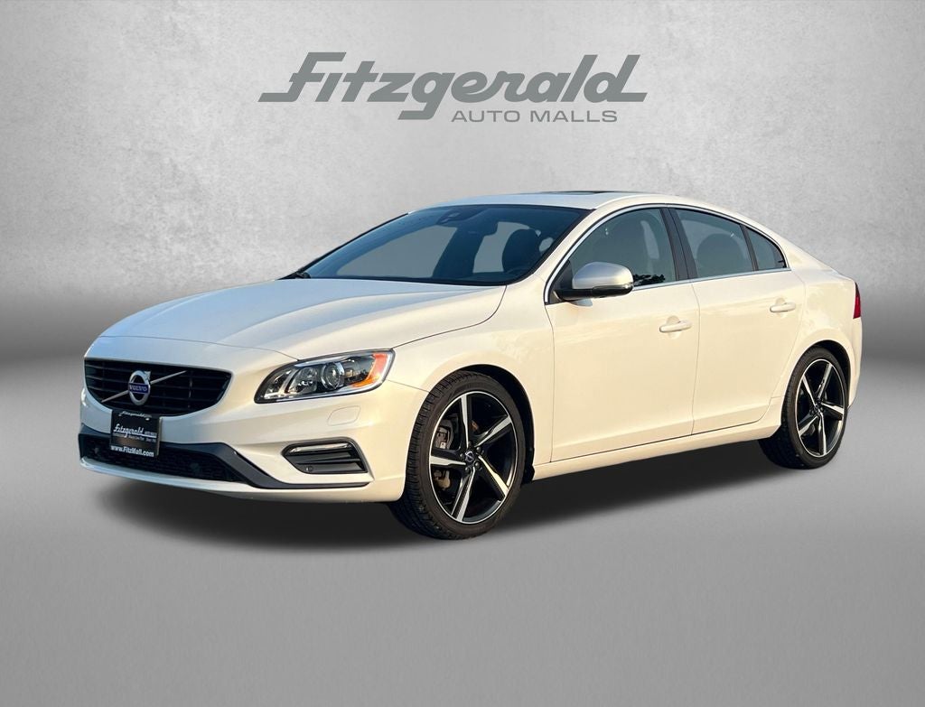 2016 Volvo S60 T6 Drive-E R-Design