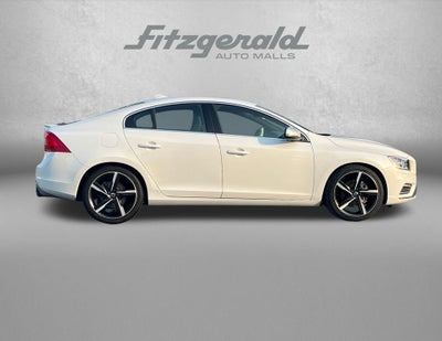 2016 Volvo S60 T6 Drive-E R-Design